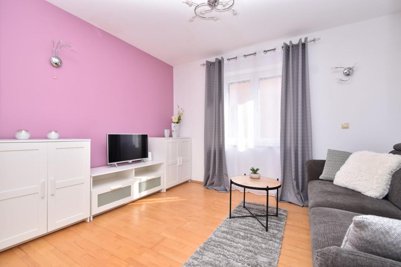 Sunny Garden Sibenik, Cozy Apartment Near Old Town エクステリア 写真