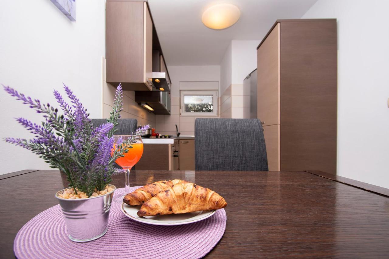 Sunny Garden Sibenik, Cozy Apartment Near Old Town エクステリア 写真