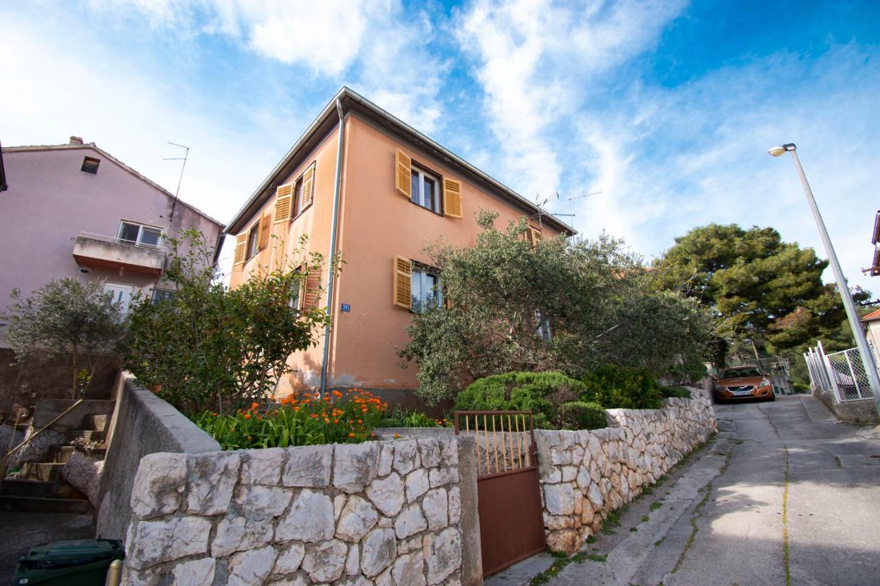 Sunny Garden Sibenik, Cozy Apartment Near Old Town エクステリア 写真